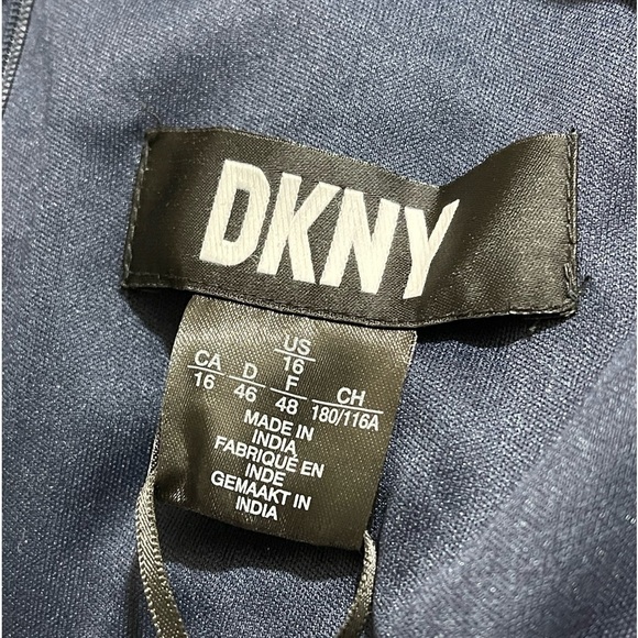 DKNY Floral Print Tie-Neck Mini Shift Dress in Navy Sz. 16 - Picture 11 of 12